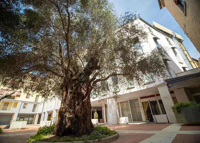 Ego' Residence