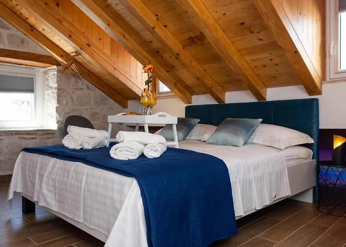 Luxury Rooms Rustic Chic