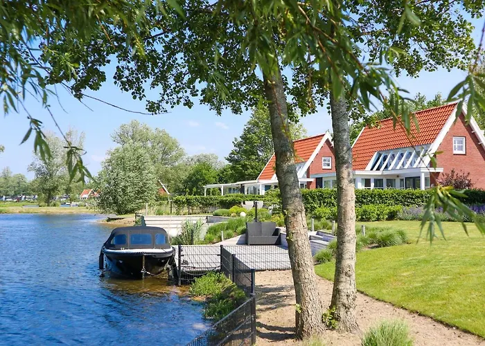 4 sterren hotel: EuroParcs Bad Hoophuizen