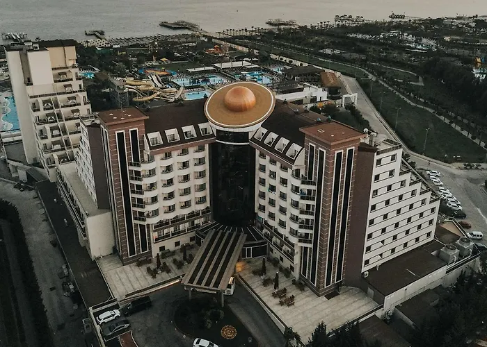 Saturn Palace Resort