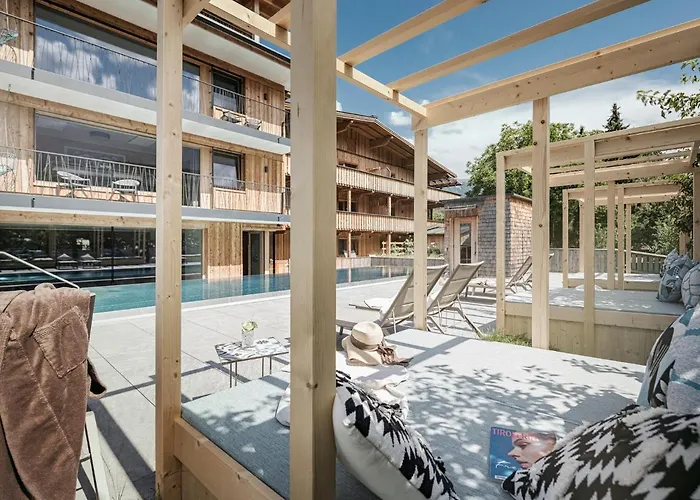 Ferienvermietung: Appartement Zillertal Klee mit Restaurant KleemenTine