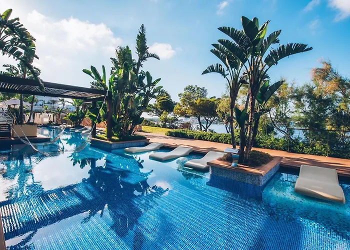 Hotel que admite mascotas: Iberostar Selection Jardín del Sol Suites - Adults Only