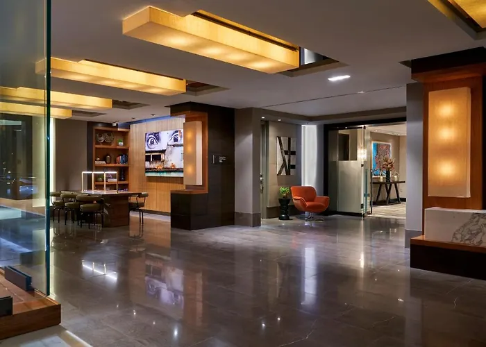 Jacuzzi hotel: The Dupont Circle Hotel