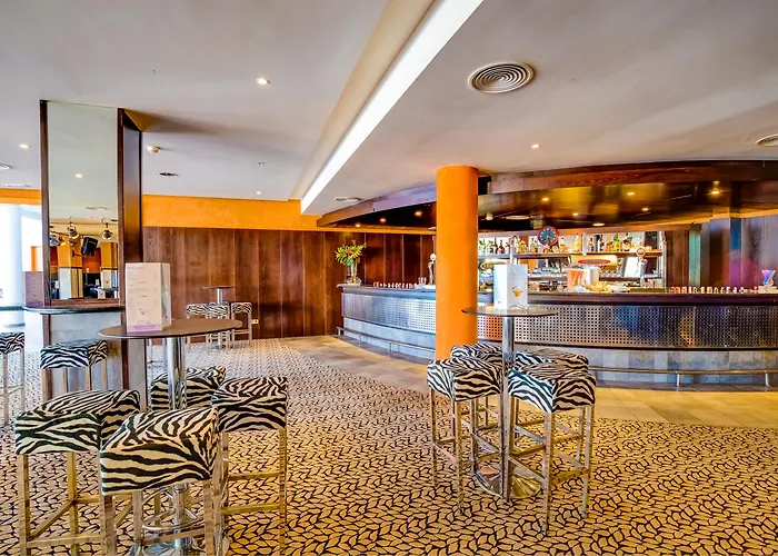Hotel Ping Pong: Sbh Taro Beach Hotel