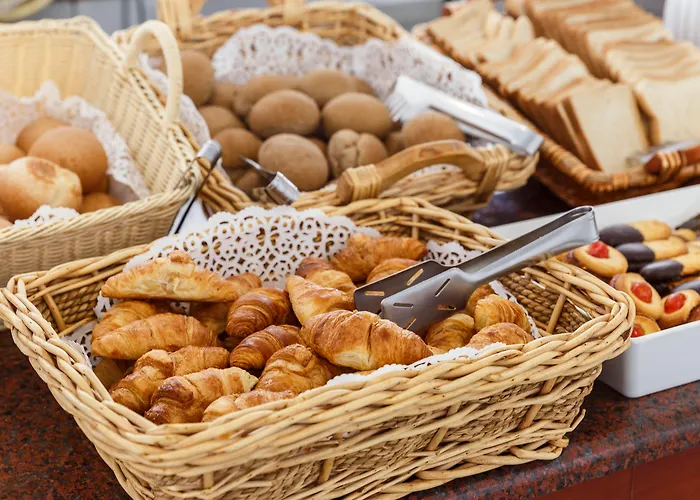 Hôtel 3 étoiles: Athena Hotel