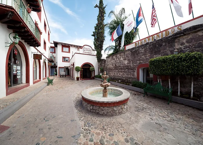 Mision Guanajuato Hotel With Golf Course