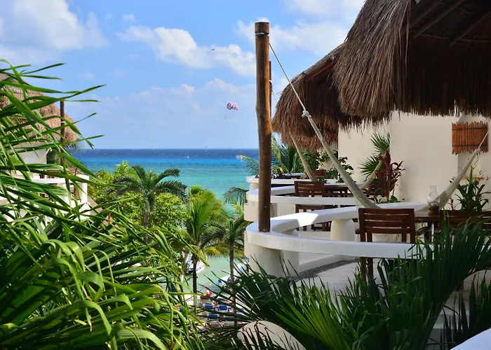 Playa Palms Beach