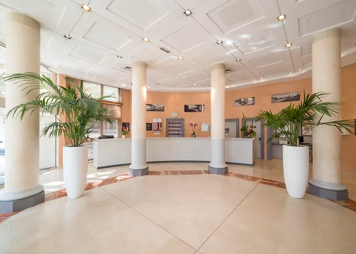 Hotel de 4 estrellas: Mercure Montpellier Centre Antigone