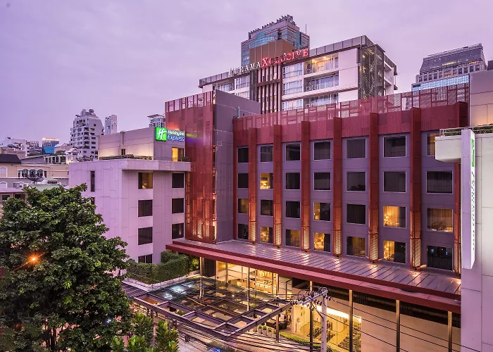 Beach Hotels Holiday Inn Express Bangkok Sathorn By Ihg
