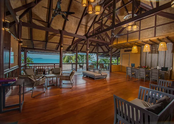 Coral Cliff Beach Resort Samui - Sha Plus