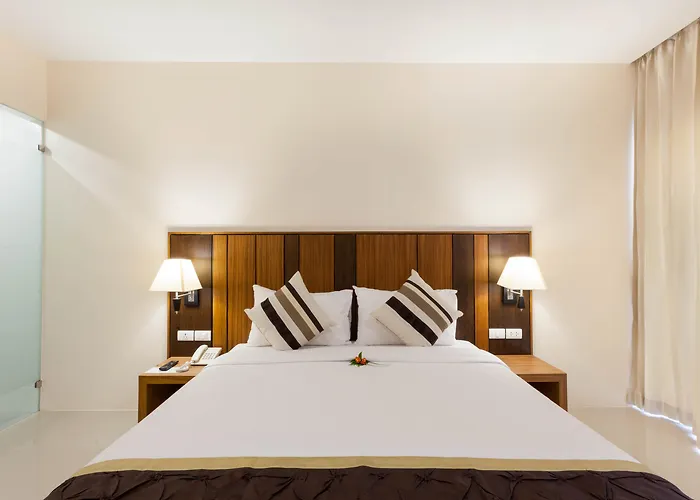 Lodge - Thailand's Green