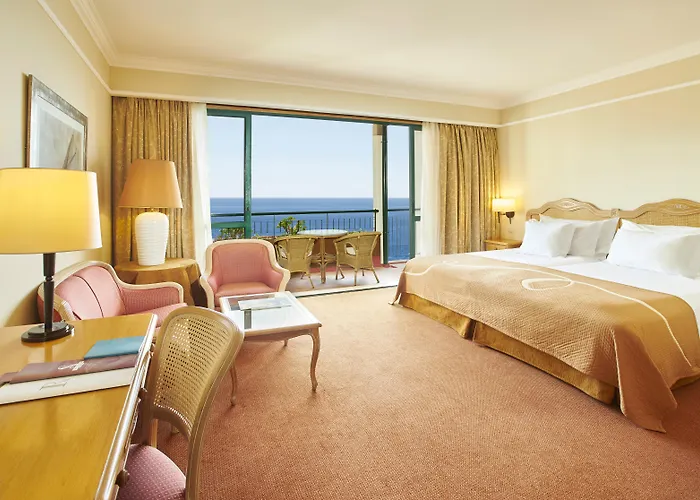 Hotel com tênis: The Cliff Bay - Portobay