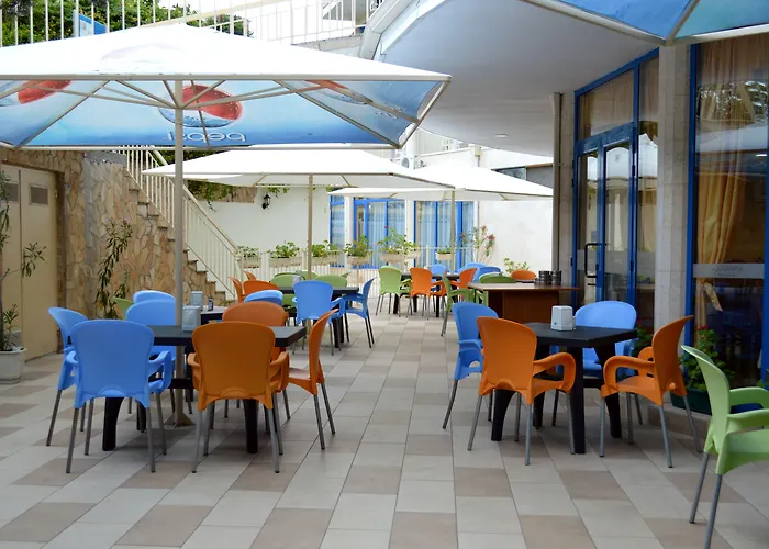 Hotels With Four Stars Aquamarine
