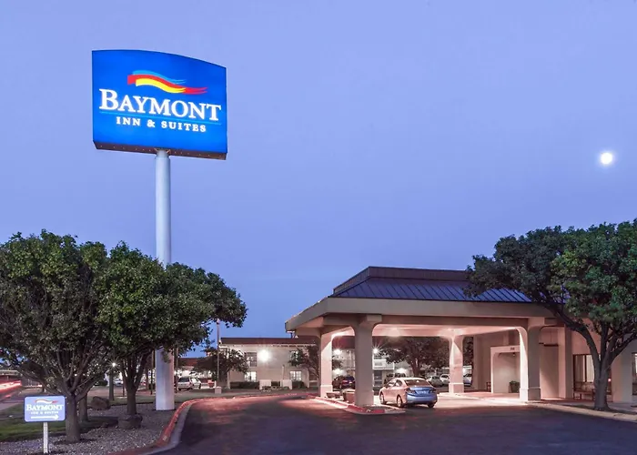 Cheap hotel: Baymont By Wyndham Amarillo East