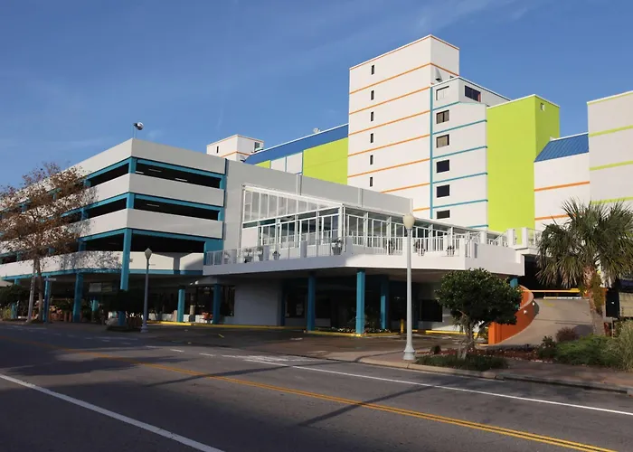 Pet Friendly hotel: Sandcastle Resort