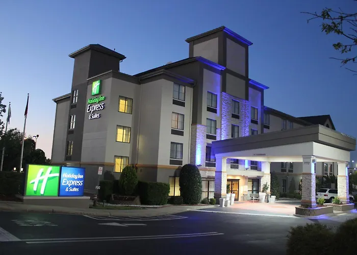 Resort: Holiday Inn Express & Suites Charlotte-Concord-I-85 By Ihg