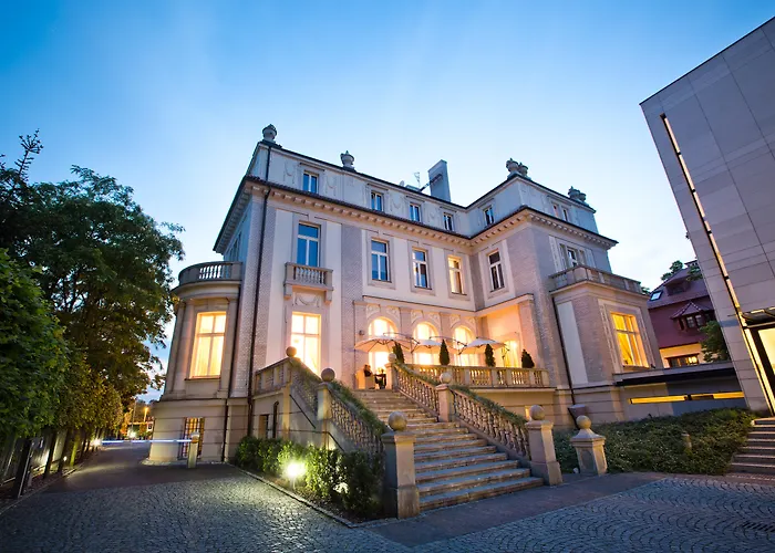 Platinum Palace Boutique & Spa