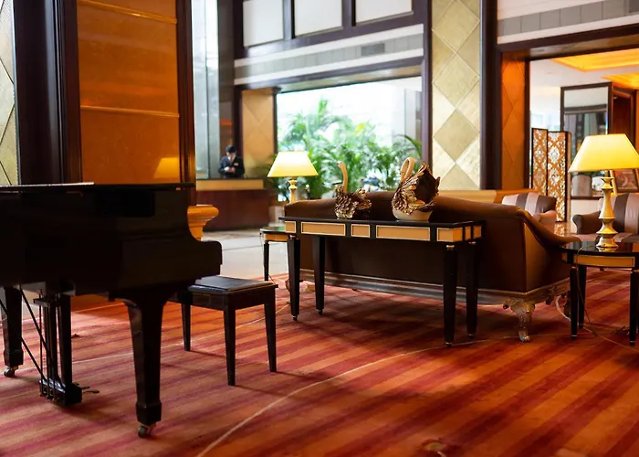 Grand International Hotel