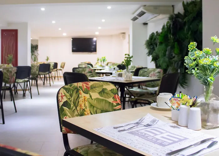 Portal Del Rodeo Apartahotel - Arkadia Mall