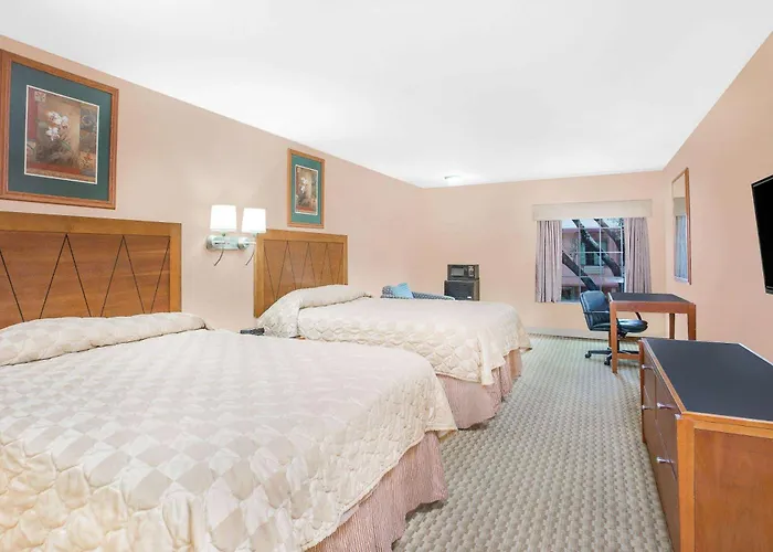 Super 8 By Wyndham San Angelo