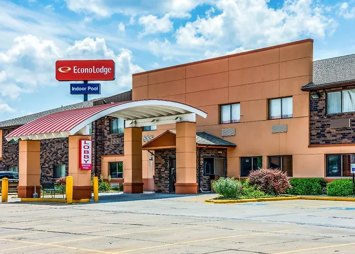 Motel: Econo Lodge Topeka At Wanamaker