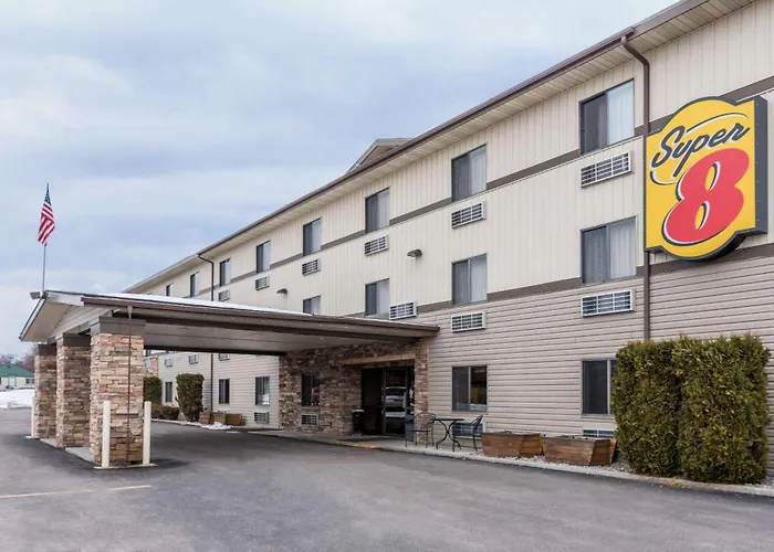 Super 8 By Wyndham Kalispell Glacier National Park