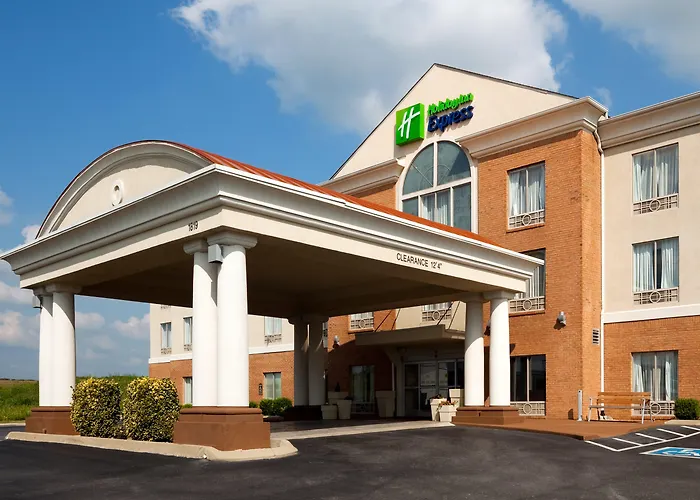 Beach hotel: Holiday Inn Express Athens By Ihg