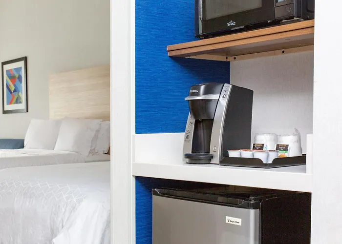 Holiday Inn Express Ontario By Ihg