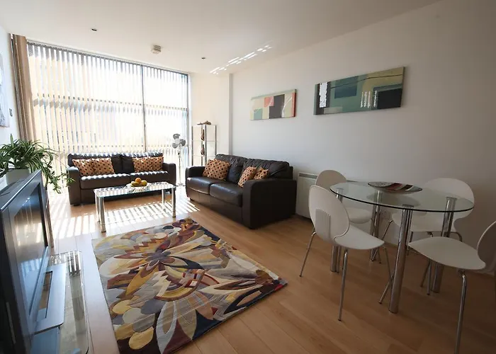 Vacation rental: Stay Deansgate Apartments For 14 Nights Plus