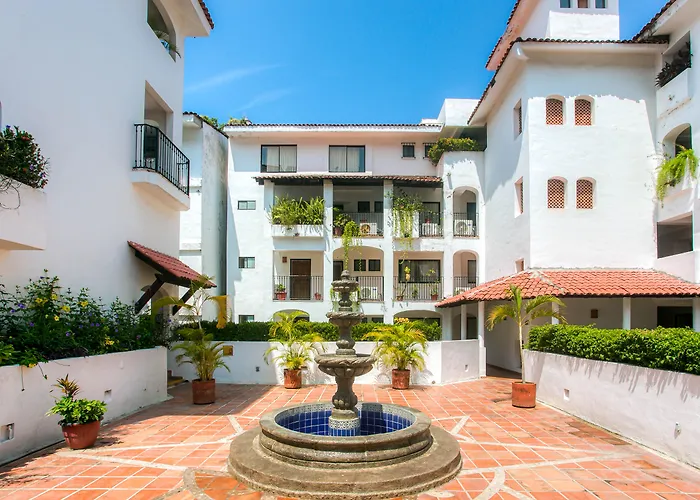 Hotel with pool: One Beach Street Zona Romantica Puerto Vallarta