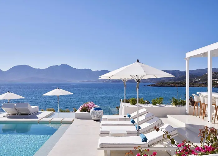Hotel: The Island Concept Luxury Boutique Hotel Heated Pool