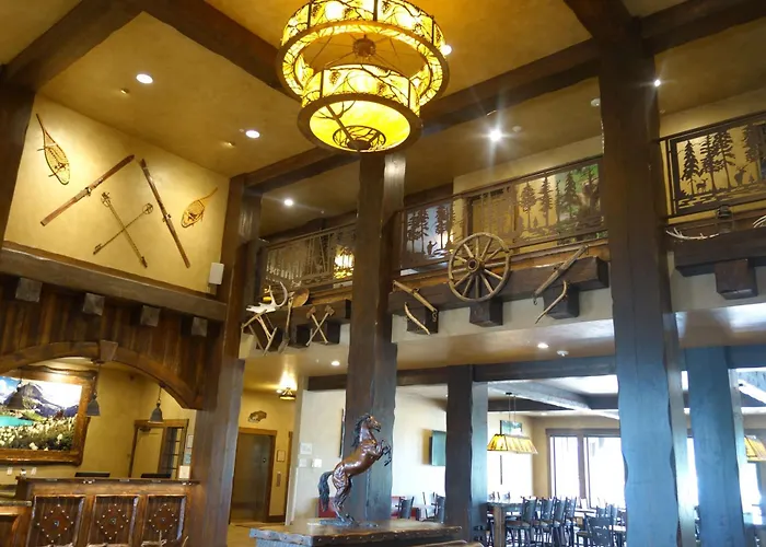 Family Friendly Hotels Glacier International Lodge