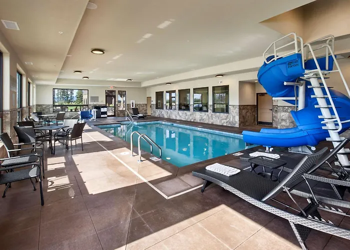 Family Friendly Hotels Glacier International Lodge
