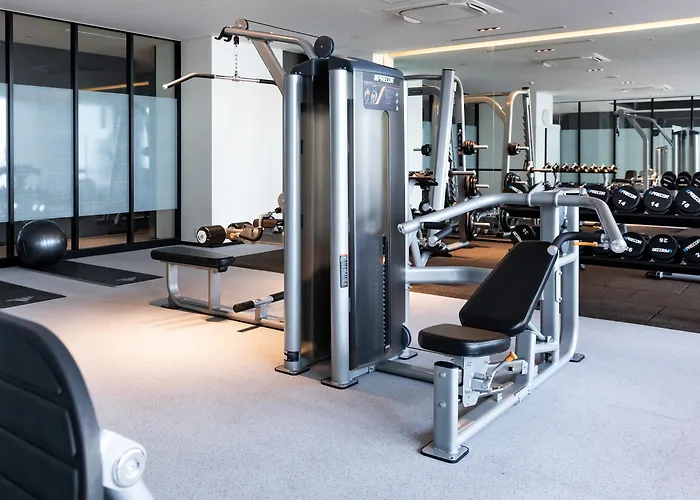 Pet Friendly hotel: Oakwood Suites Yokohama