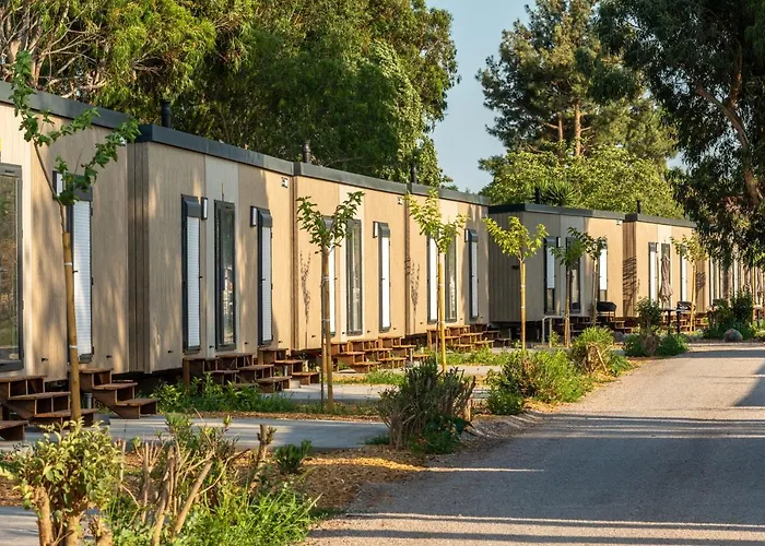 Camping Maeva Escapades Les Cottages De Perpignan