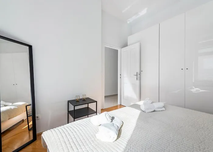 Ferienvermietung: A&S Center Apartment Vienna