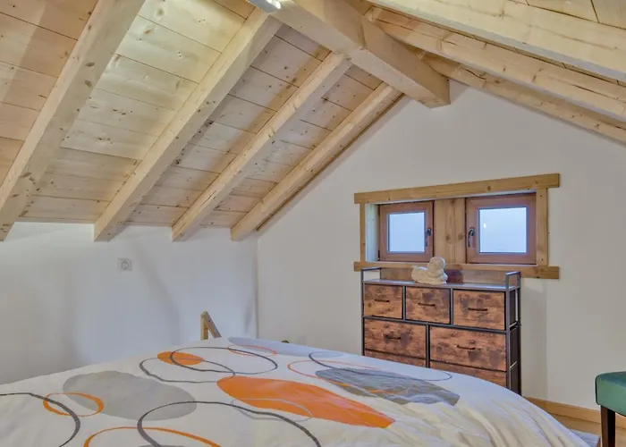 Location de vacances: Mazot savoyard situé à 25 kms de CHAMONIX
