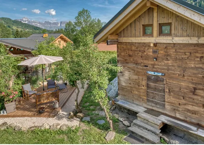 Location de vacances: Mazot savoyard situé à 25 kms de CHAMONIX