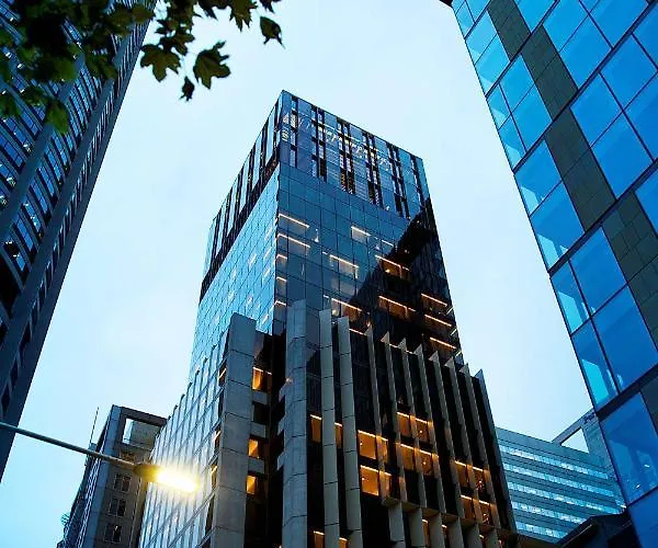 5 star hotel: A By Adina Sydney