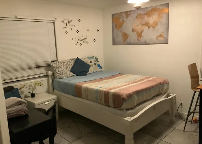 Apartment: The Yellow Penthouse Llc