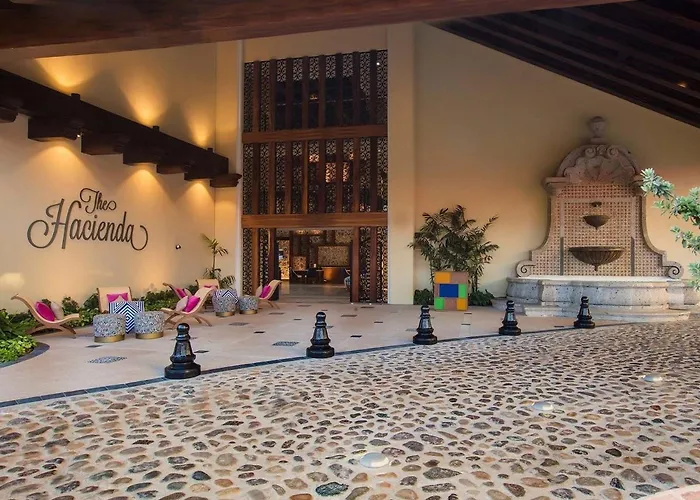 The Hacienda At Krystal Grand Puerto Vallarta (Adults Only) With Golf Course
