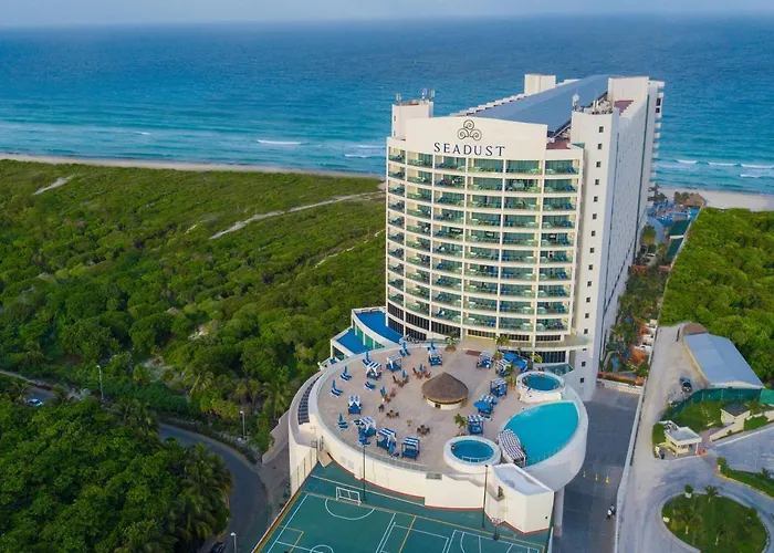 Seadust Cancun Family Resort With Golf Course
