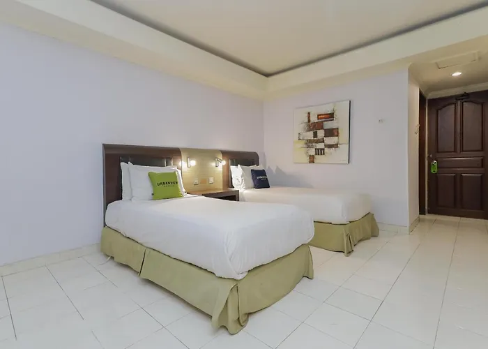 Urbanview Hotel Taman Suci Denpasar Bali