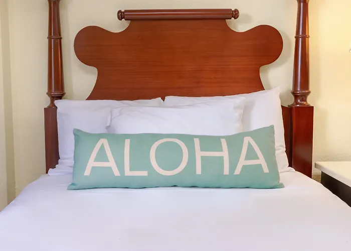 Self catering: Ohia Waikiki Studio Suites