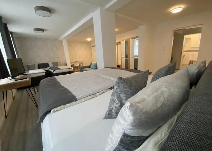 Hotel-Pension Adler Untertürkheim