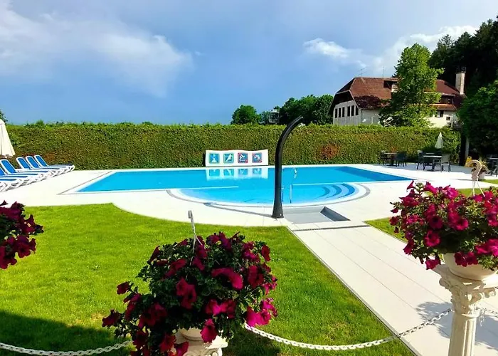Sport Manca Garni Hotel