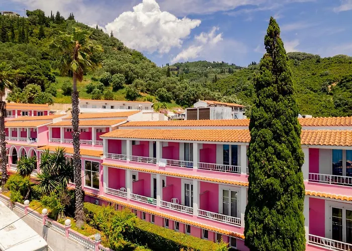  Pink Palace Beach Resort