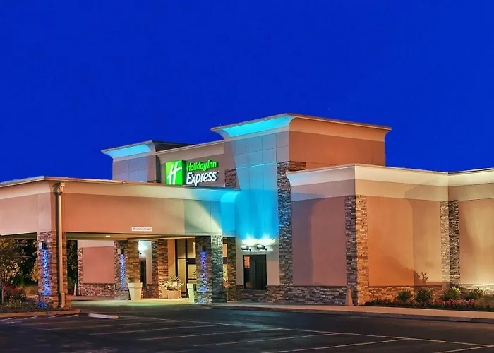 Holiday Inn Express -Airport By Ihg