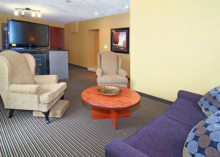 Cheap hotel: Holiday Inn Express And Suites Calgary By Ihg