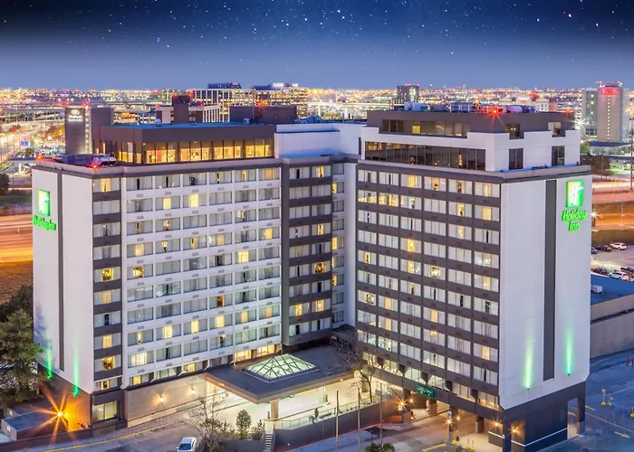 Hotel near College: Holiday Inn Toronto International Airport By Ihg